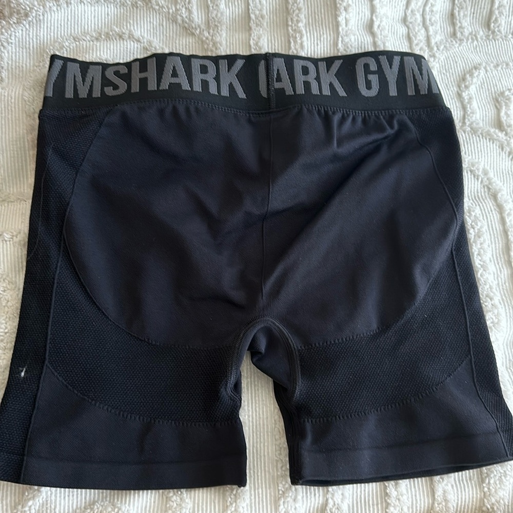 Gymshark Flex Shorts Size: Small